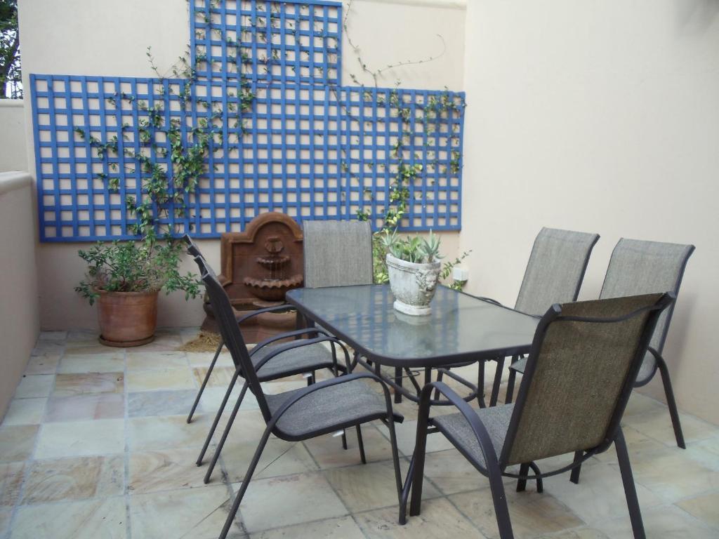 Chateau Neuf Du Cap Houtbaai Buitenkant foto